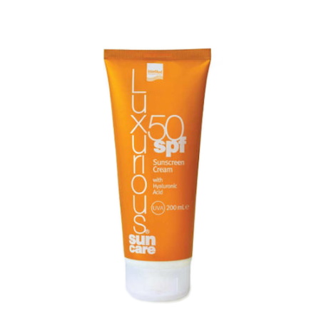 Intermed Luxurious Sun Care Body Cream SPF50 Αντιηλιακή Κρέμα Σώματος με Υαλουρονικό Οξύ 200ml