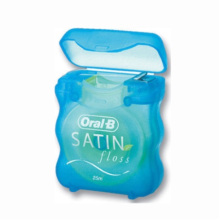 Oral B Satin Floss Οδοντικό Νήμα με Γεύση Μέντα 25m
